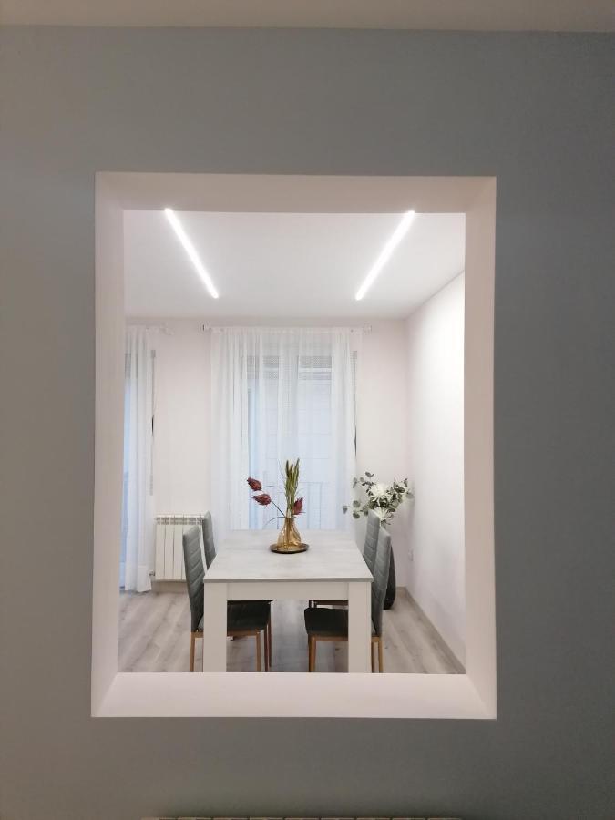 Apartamentos El Cid 莫利纳德亚拉贡 外观 照片