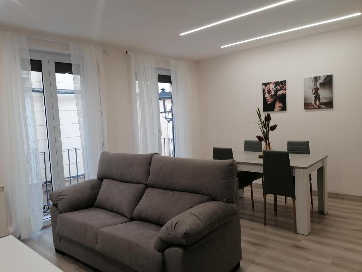 Apartamentos El Cid 莫利纳德亚拉贡 外观 照片